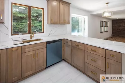 32 Ellmyer Road, Edison, NJ 08820 - Photo 9