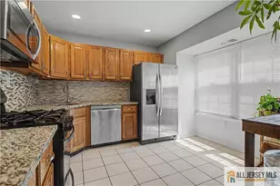 55 Pear Tree Ln, Franklin Township, NJ 08823 - Photo 3