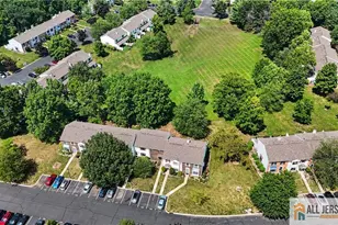 55 Pear Tree Ln, Franklin Township, NJ 08823 - Photo 19