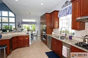15 Mandrake Rd, Monroe Township, NJ 08831 - Photo 19