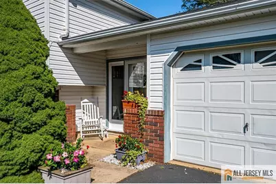 6 Paul Avenue, South Brunswick Township, NJ 08824 - Photo 3