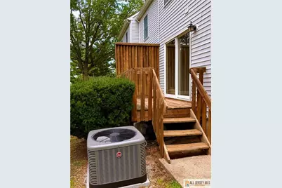 86 Wilton Avenue, Middlesex, NJ 08846 - Photo 11