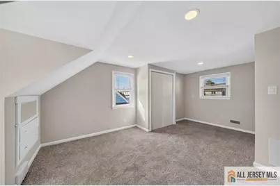 [Address not provided], Hamilton Township, NJ 08609 - Photo 11