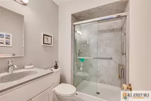 117 Kingsberry Dr, Franklin Township, NJ 08873 - Photo 31