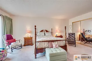 117 Kingsberry Dr, Franklin Township, NJ 08873 - Photo 27