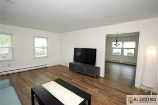 264 Middlebury Ln, Monroe Township, NJ 08831 - Photo 19