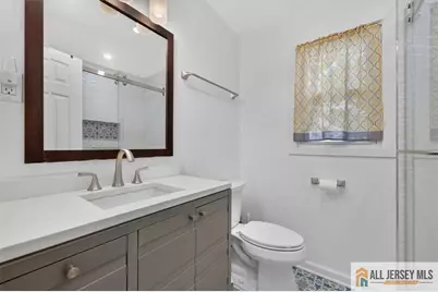 65 Hollywood Avenue, Metuchen, NJ 08840 - Photo 23