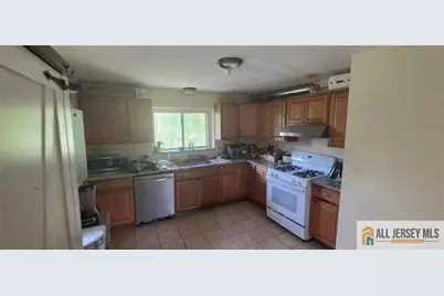 70 Wood Avenue, Iselin, NJ 08830 - Photo 13