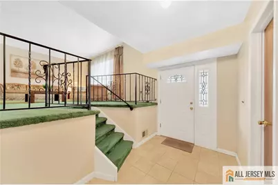 6 Sherry Court, Edison, NJ 08820 - Photo 9