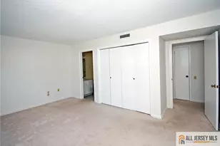 220 Manchester Ln, Monroe Township, NJ 08831 - Photo 19