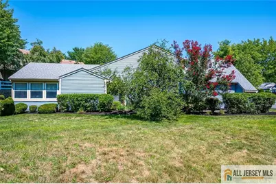 32 John Adams Court, Monroe Township, NJ 08831 - Photo 3
