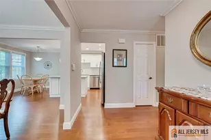 32 John Adams Ct, Monroe Township, NJ 08831 - Photo 9