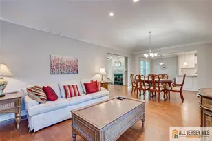 32 John Adams Ct, Monroe Township, NJ 08831 - Photo 11