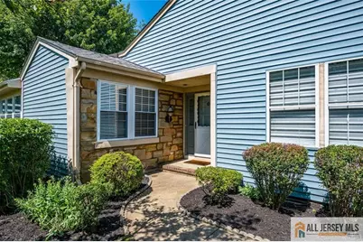 32 John Adams Court, Monroe Township, NJ 08831 - Photo 5