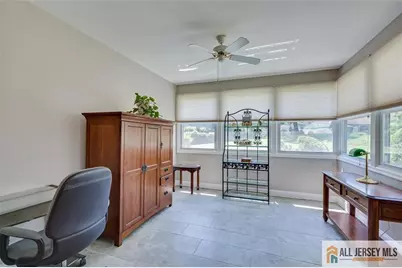 32 John Adams Court, Monroe Township, NJ 08831 - Photo 17