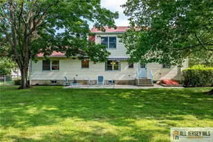 8 Dov Pl, South Brunswick Township, NJ 08824 - Photo 19