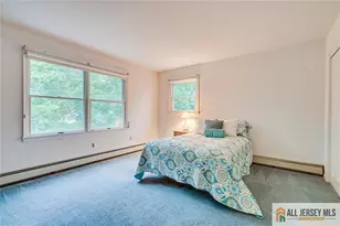 8 Dov Pl, South Brunswick Township, NJ 08824 - Photo 9