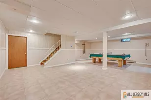 8 Dov Pl, South Brunswick Township, NJ 08824 - Photo 15