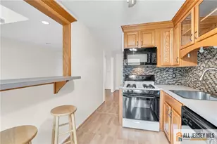 44 Hickory Ct, Jamesburg, NJ 08831 - Photo 15