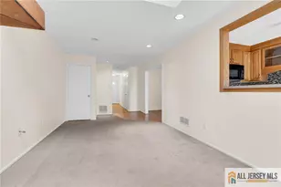 44 Hickory Ct, Jamesburg, NJ 08831 - Photo 7