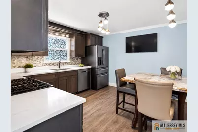 640 Florida Grove Road, Perth Amboy, NJ 08861 - Photo 13