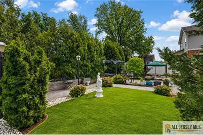 640 Florida Grove Road, Perth Amboy, NJ 08861 - Photo 3
