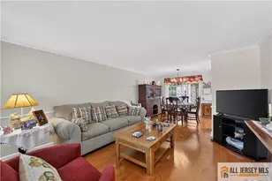 74 Amherst Ln, Monroe Township, NJ 08831 - Photo 5