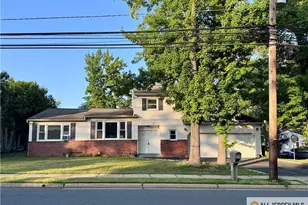 742 Grove Ave, Edison, NJ 08820 - Photo 1