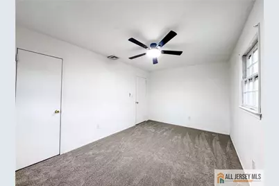 742 Grove Avenue, Edison, NJ 08820 - Photo 29