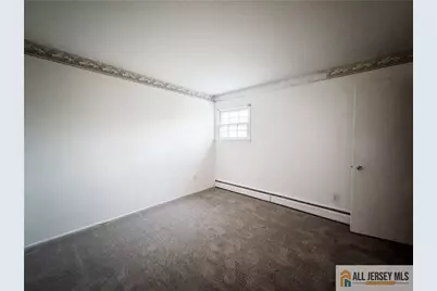 742 Grove Avenue, Edison, NJ 08820 - Photo 33