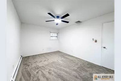 742 Grove Avenue, Edison, NJ 08820 - Photo 31