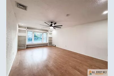 742 Grove Avenue, Edison, NJ 08820 - Photo 17