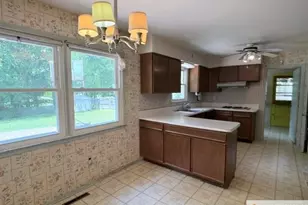 13 Greenwich Rd, Edison, NJ 08820 - Photo 7
