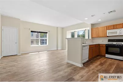 358 Rector Street #302, Perth Amboy, NJ 08861 - Photo 5