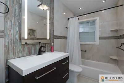 2025 Oak Tree Road, Edison, NJ 08820 - Photo 13