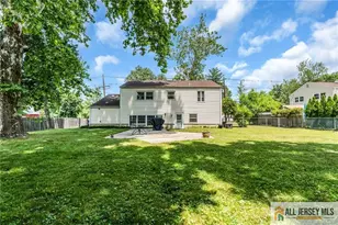 499 Old Stage Rd, Spotswood, NJ 08884 - Photo 9
