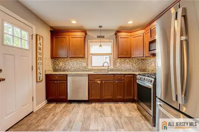 27 5th Street, Sayreville, NJ 08872 - Photo 11