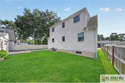 18 Woodland Road, Spotswood, NJ 08884 - Photo 11