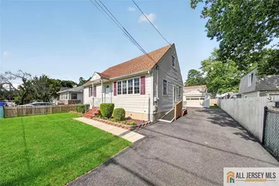 18 Woodland Road, Spotswood, NJ 08884 - Photo 7
