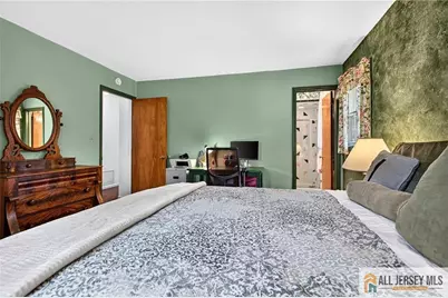 20 Kevin Road, East Brunswick Township, NJ 08816 - Photo 17
