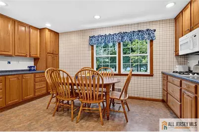 20 Kevin Road, East Brunswick Township, NJ 08816 - Photo 11