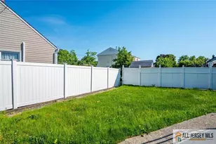 144 Bond St, Iselin, NJ 08830 - Photo 31