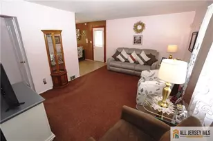 22 Lowell St, Iselin, NJ 08830 - Photo 7