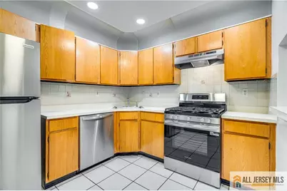 35 Brighton Way, North Brunswick Township, NJ 08902 - Photo 3