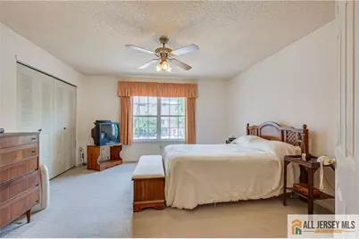 33 Keith Court, South Brunswick Township, NJ 08824 - Photo 11