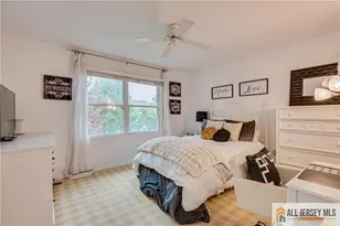25 Dickinson Rd, South Brunswick Township, NJ 08824 - Photo 19