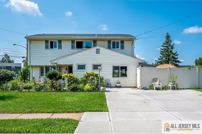 89 Whitman Street, Carteret, NJ 07008 - Photo 1
