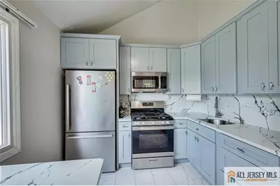 89 Whitman Street, Carteret, NJ 07008 - Photo 15