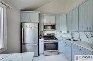 89 Whitman St, Carteret, NJ 07008 - Photo 15