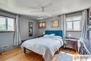 89 Whitman St, Carteret, NJ 07008 - Photo 23